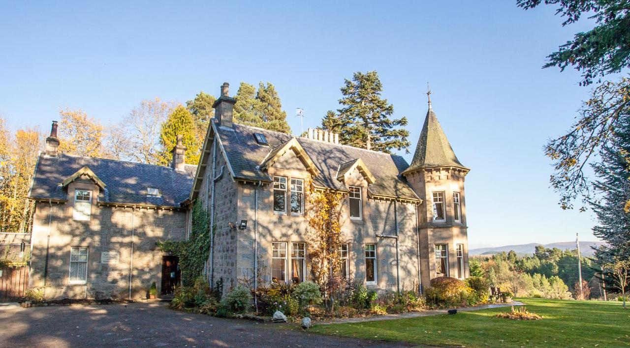 Tigh Na Sgiath Country House Hotel Grantown-on-Spey Extérieur photo